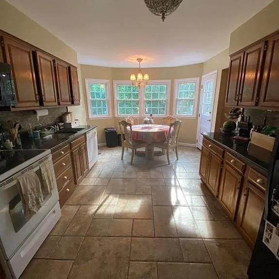 16 Woodland Rd #2 — Photo 2