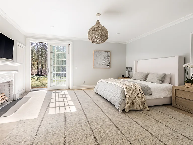 21 Dering Ln — Photo 11