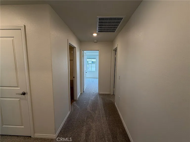 9707 Babaco St — Photo 32