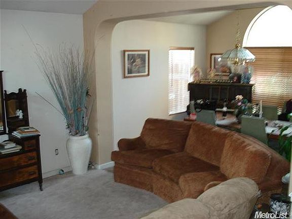 3rd image of 3356 Kay Bridges Pl