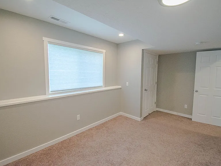 4271 Trumpeter Dr SE — Photo 14