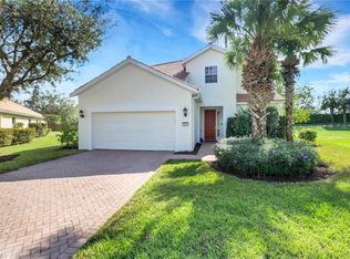 2105 Fairmont Ln, Naples, FL 34120