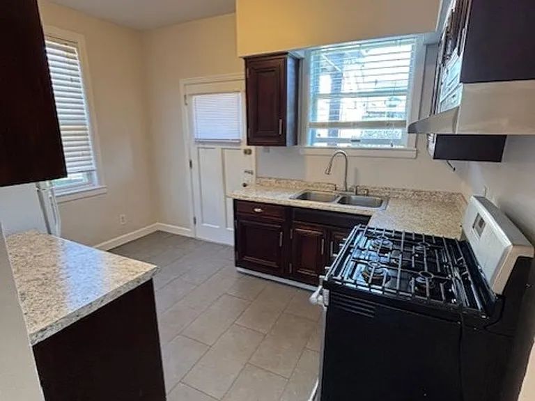 2709 Pyramid Ave — Photo 13