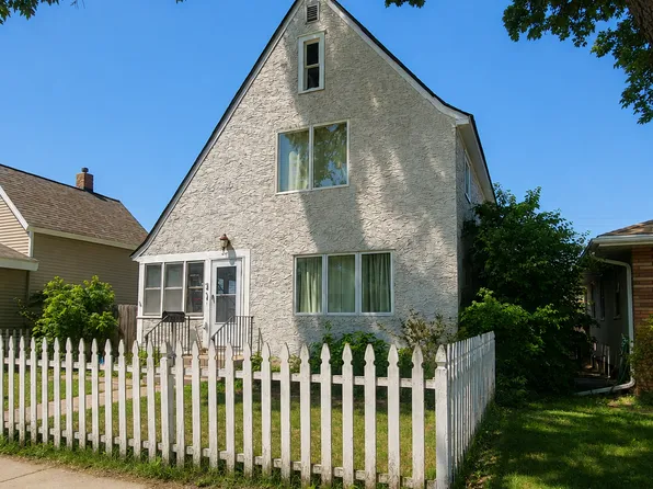 412 4th Ave S, South Saint Paul, MN 55075