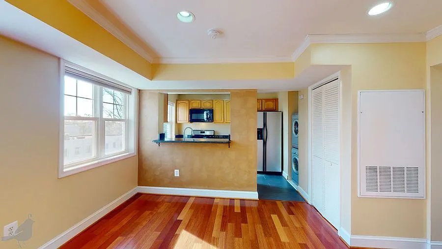 3868 9th St SE APT 301 photo 1