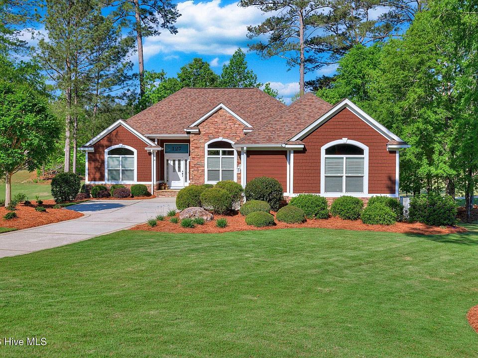 1st image of 127 Laurens Drive