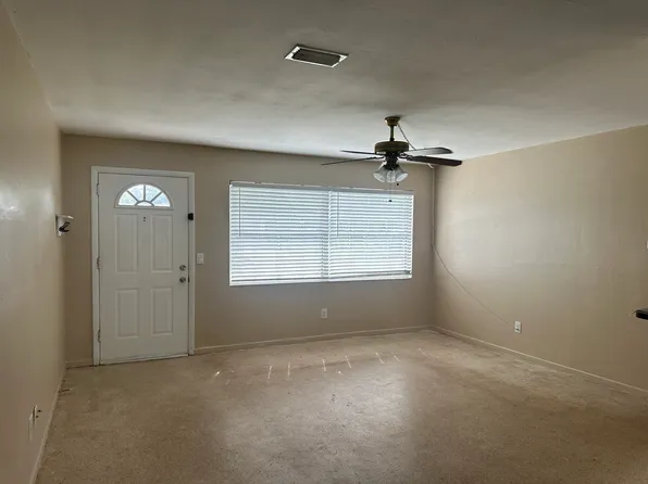 10120 Panama Ct, Seminole, FL 33776