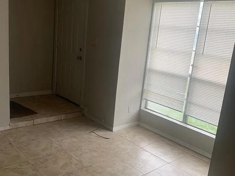 3402 Lantern Ln — Photo 19