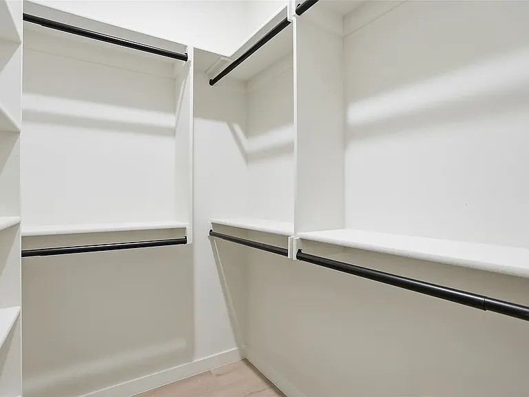 1435 N Main St #B — Photo 31