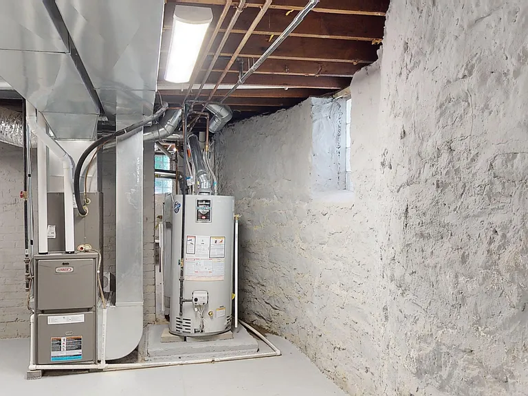 534 Abbott Rd #1 — Photo 16