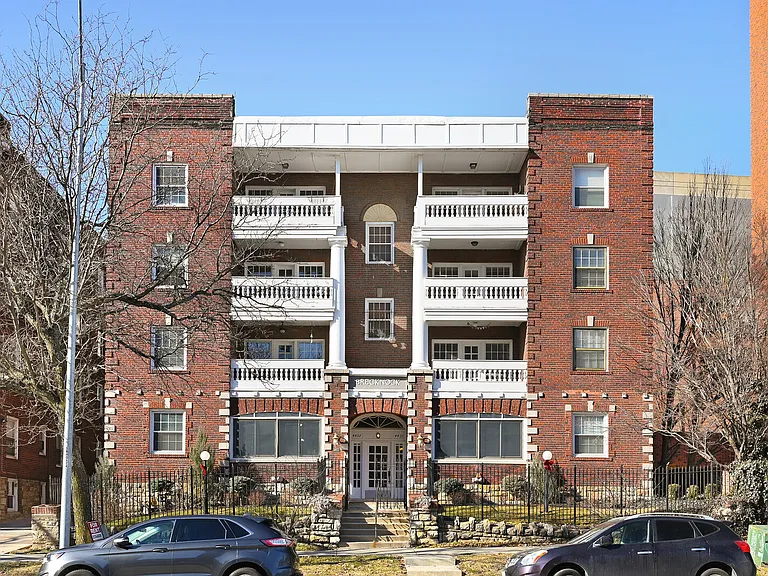 4432 J C Nichols Pkwy #3S — Photo 36
