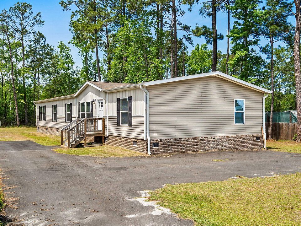 1st image of 127 Missouria Ln.