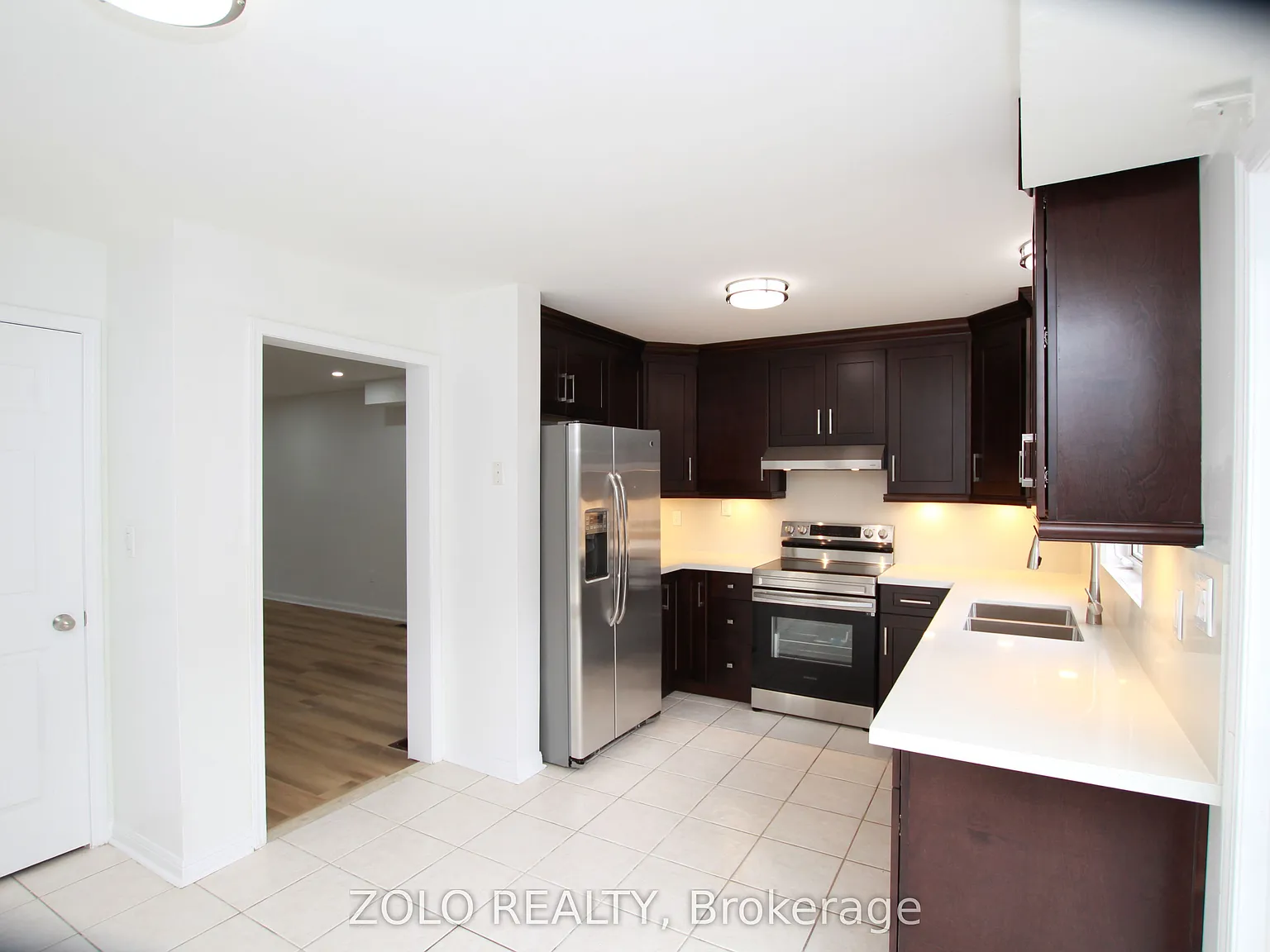 4 bed, $3,600 — Photo 2