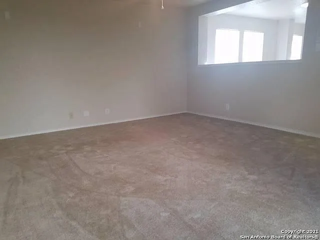 3 bed, 2.5 bath, 1680 sqft, $1,625 — Photo 3