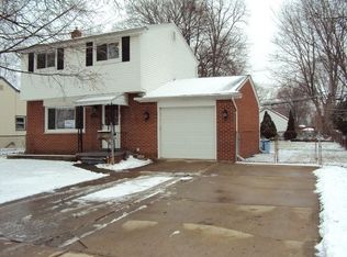 30908 Marquette St, Garden City, MI 48135