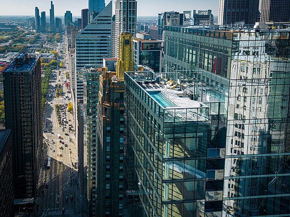 5th image of 333 N Michigan Ave #4101
