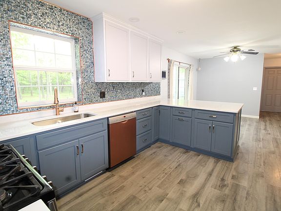 2nd image of 201841 Dorie Ln