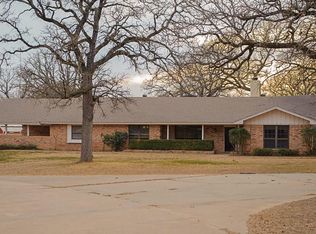 3521 Dove Creek Rd, Cleburne, TX 76031