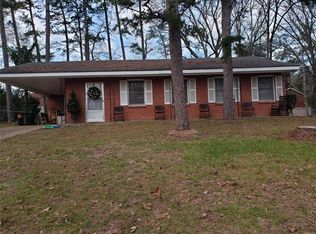 135 Dixie Dr, Ozark, AL 36360