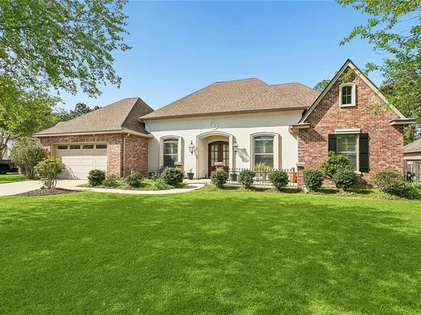 751 Place Saint Etienne, Covington, LA 70433