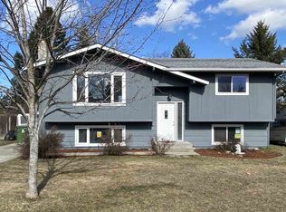 715 E Cascade Pl, Spokane, WA 99208