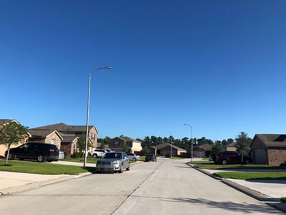 5th image of 20431 Kittredge Dr