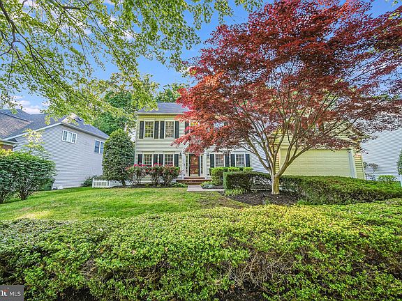 3rd image of 16500 Hayes Ln