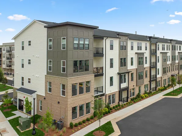 23640 Bolton Crescent Ter #13-204, Ashburn, VA 20148