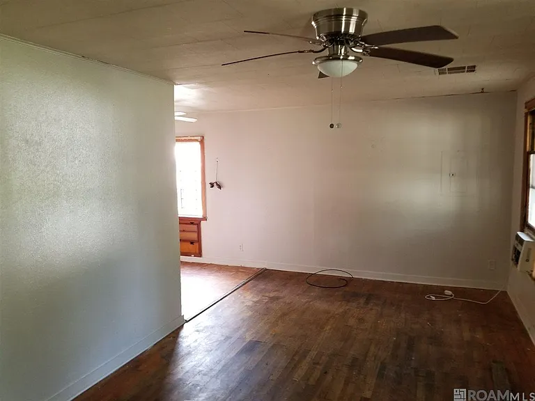 3567 Charles St — Photo 18