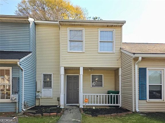 2nd image of 2378 Cove Rd