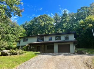 1589 Sleepy Hollow Rd, Indiana, PA 15701