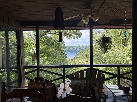 3rd image of 353 Timber Ridge Rd