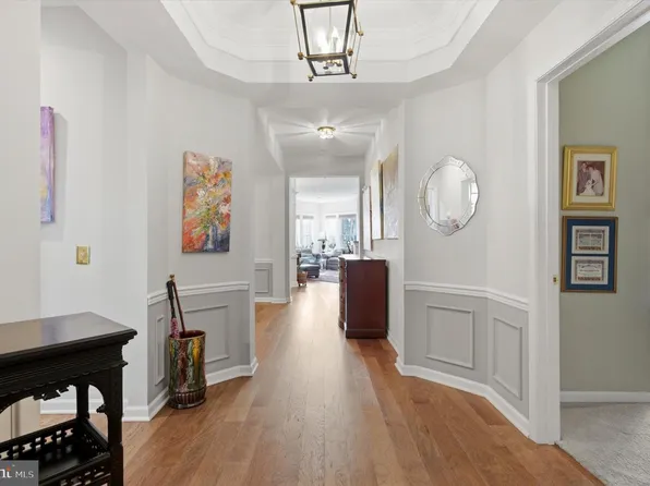 6101 Lilac Ct, Upper Gwynedd, PA 19446