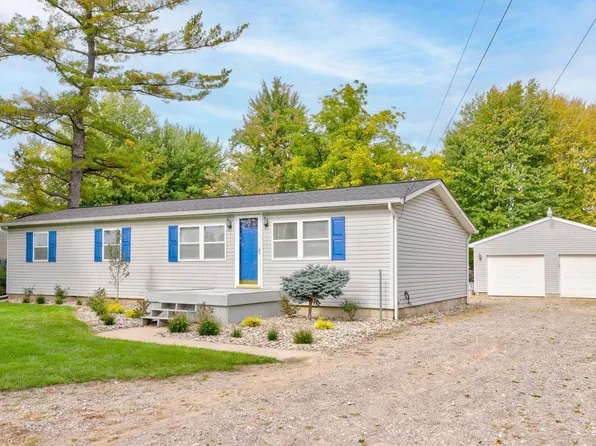 10048 Gratiot Rd, Saginaw, MI 48609