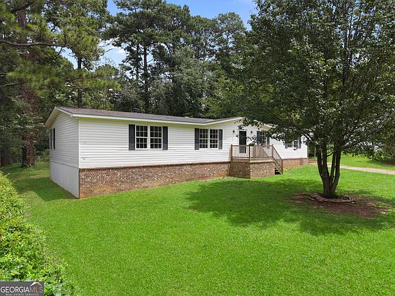 2nd image of 1348 Poplar St