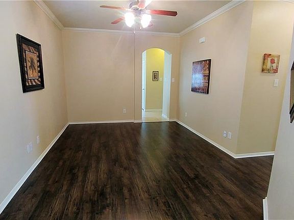 3rd image of 10208 Waterbury Dr