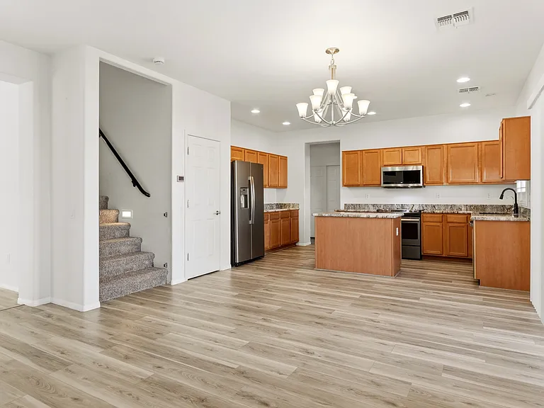 33915 S Colony Dr — Photo 7