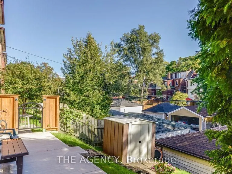 75 Keele St #1 — Photo 11