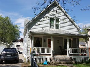 815 1st St SE, Rochester, MN 55904