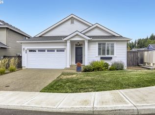 513 NE Fremont Dr, Estacada, OR 97023