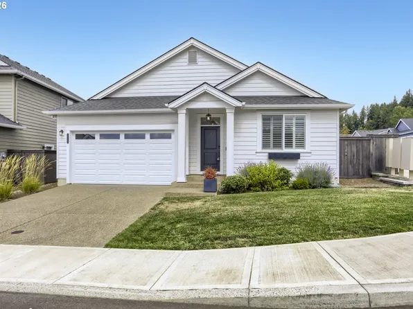 513 NE Fremont Dr, Estacada, OR 97023