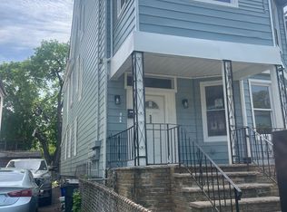 32 Treacy Ave, Newark, NJ 07108
