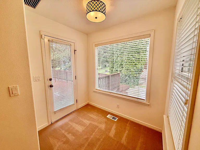1774 N Sevenoaks Way — Photo 10