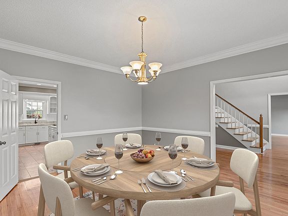 5th image of 4854 Hereford Farm Road
