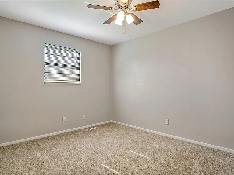 718 Oxen Dr #MAIN — Photo 15