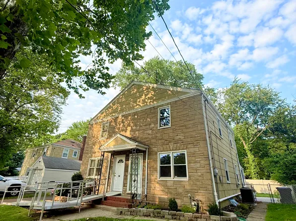 32 Robins Pl, Metuchen, NJ 08840