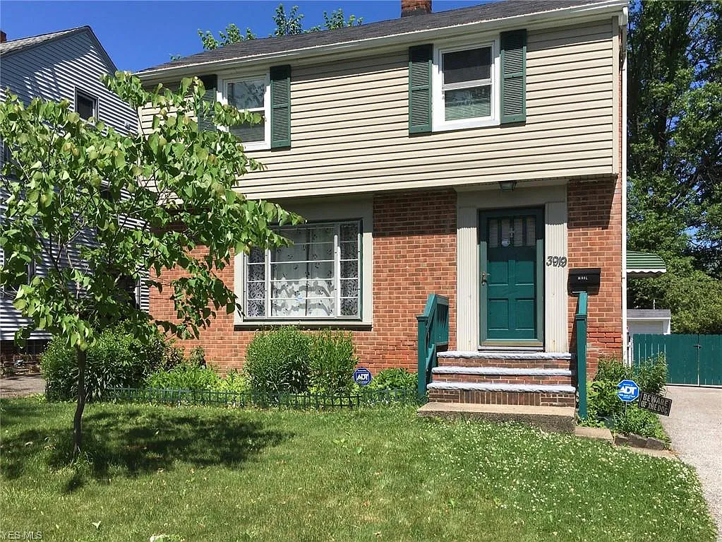 3919 Orchard Rd photo 1
