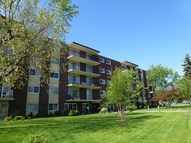 1st image of 5300 Walnut Ave #7