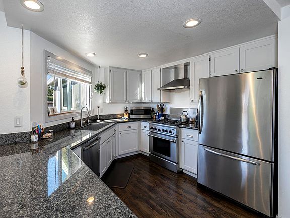 4th image of 104 McMillan Ct