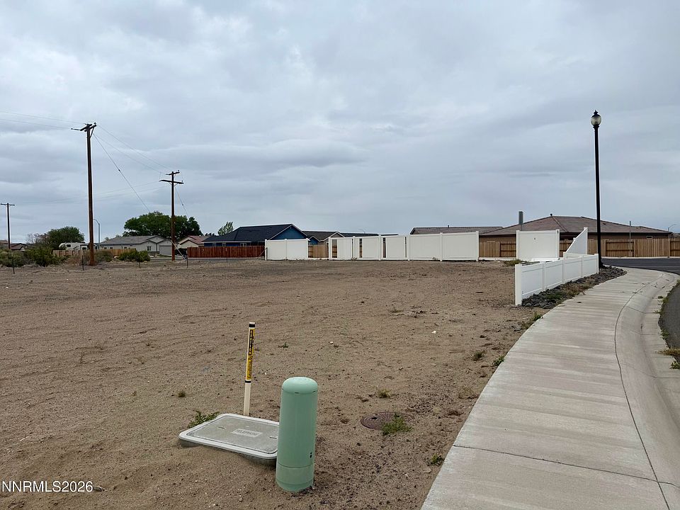 2nd image of 804 Maple Way